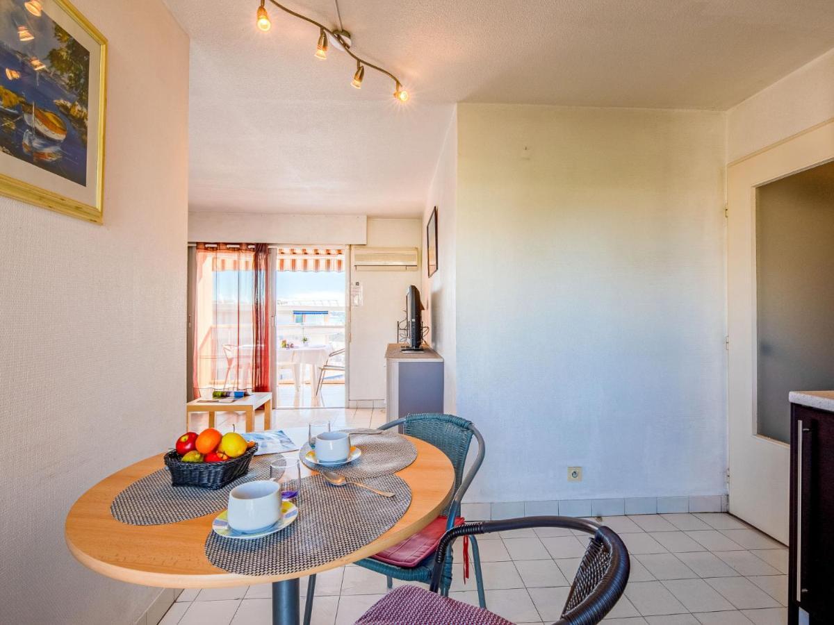 Apartment Le Capitole-3 By Interhome Frejus Luaran gambar