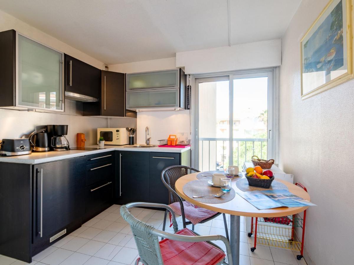 Apartment Le Capitole-3 By Interhome Frejus Luaran gambar